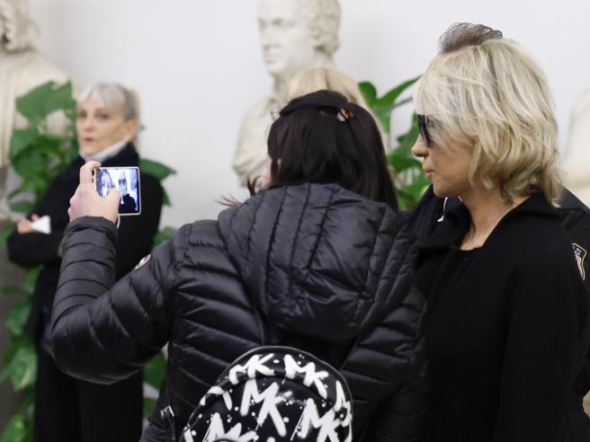 maria de filippi.jpg